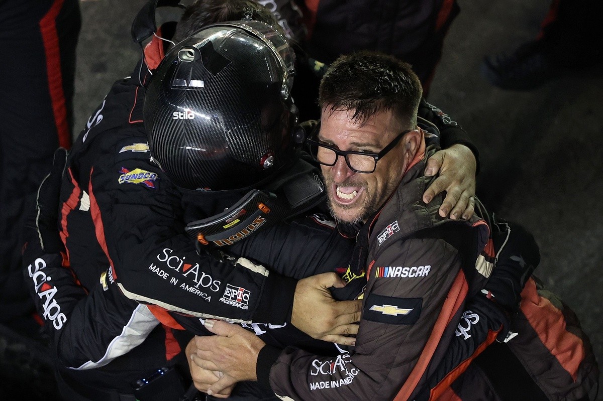 Iowa-Born NASCAR Driver Ryan Sieg Finally Wins After 17 Years, 424 Starts