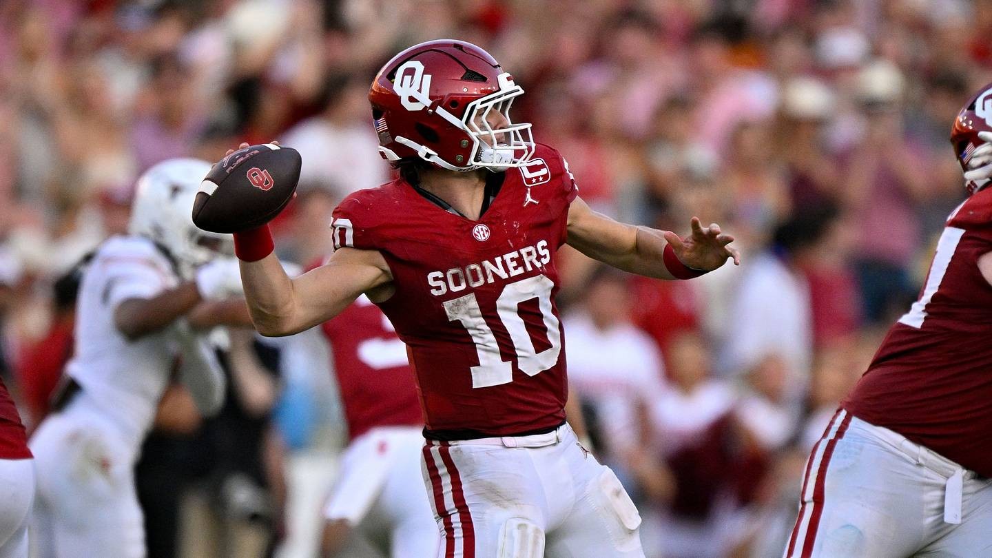 College Football Playoff Chaos: Iowa Hawkeyes Still Alive After Week 7