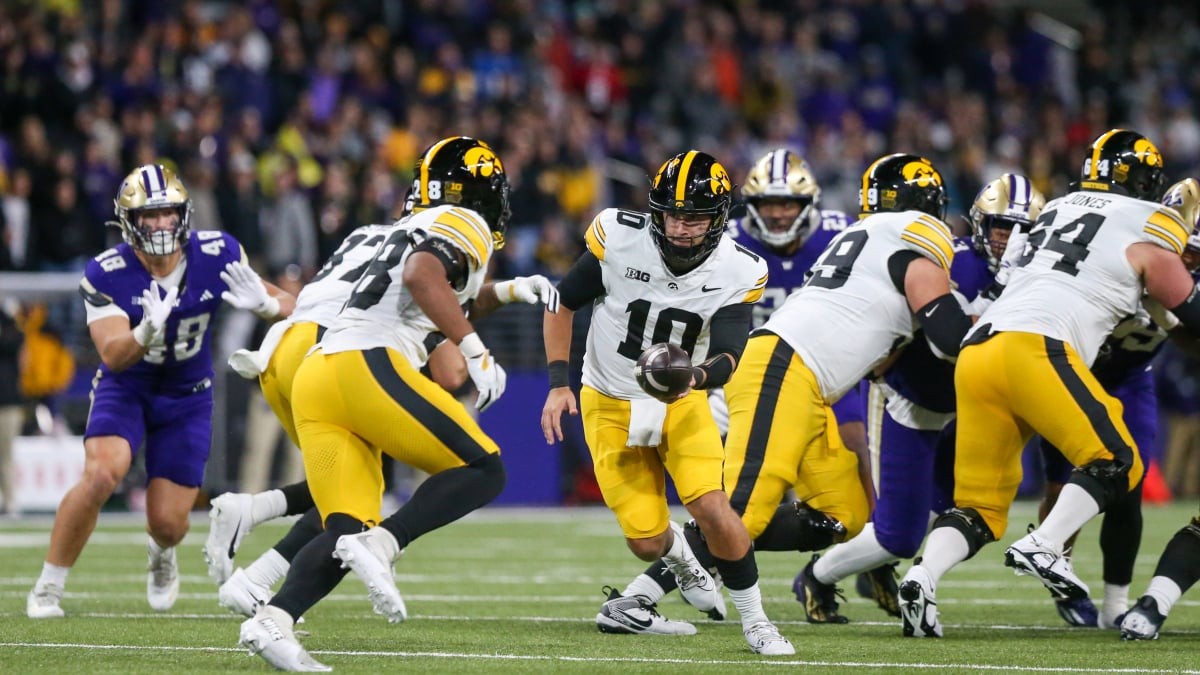 Iowa Hawkeyes at Minnesota: How to Watch Week 8 Battle for Free