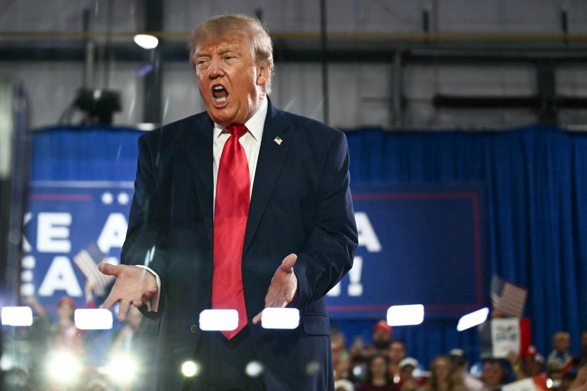 Trump Rallies in Sioux City, Targets Democrat Senate Candidates