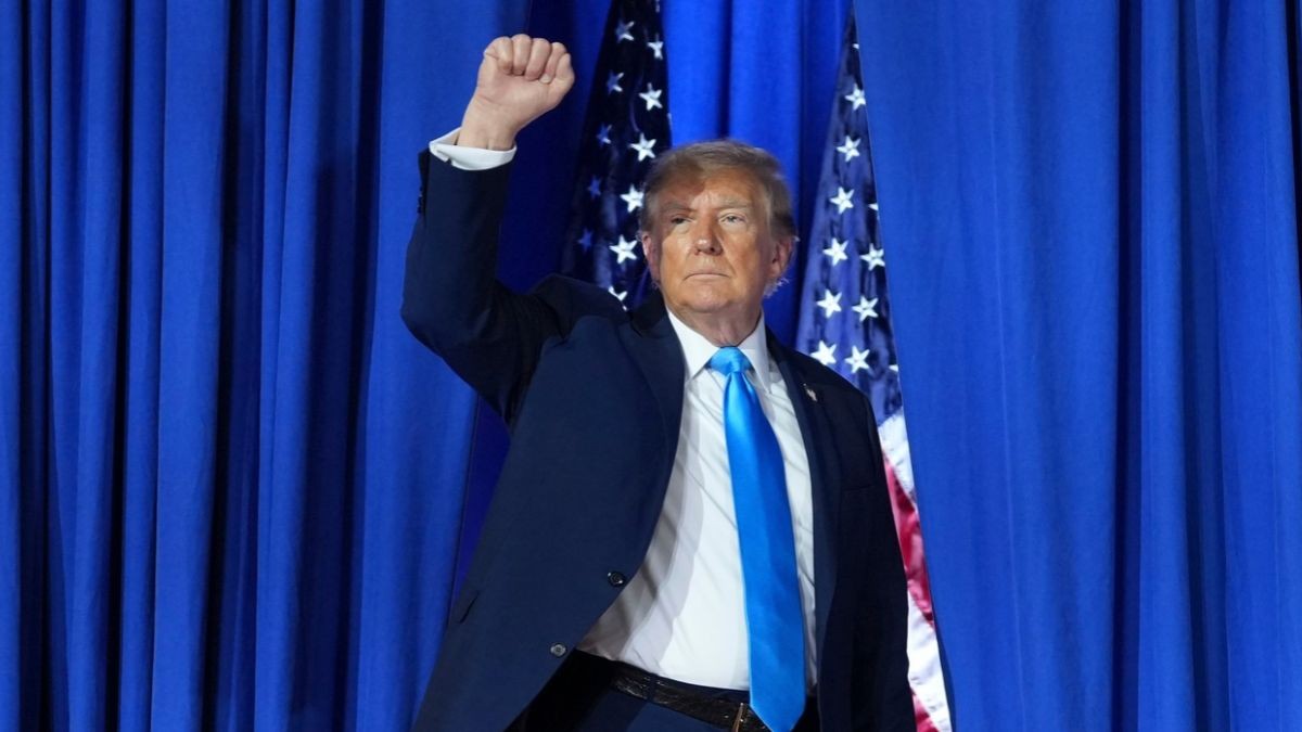Trump Approval Falls to 36% as Midterms Near, Iowa Stop Set for Thursday